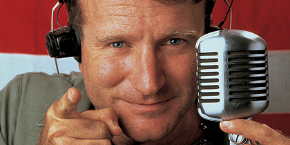 Δέκα αξέχαστες σκηνές από την καριέρα του Robin Williams (videos)