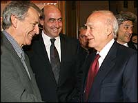 O Πρόεδρος της Δημοκρατίας στο Mon Colonel.