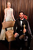 Ο Ryan Bingham («Crazy Heart») νικητής του βραβείου Oscar στην κατηγορία Kαλύτερου Tραγουδιού με την απονεμήτρια Amanda Seyfried.