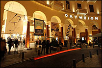 Κλίμα Χειμωνιάτικο Αλλά Φεστιβαλικά Θερμό!