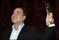 Απονομή Χρυσού Αλέξανδρου στον Oliver Stone